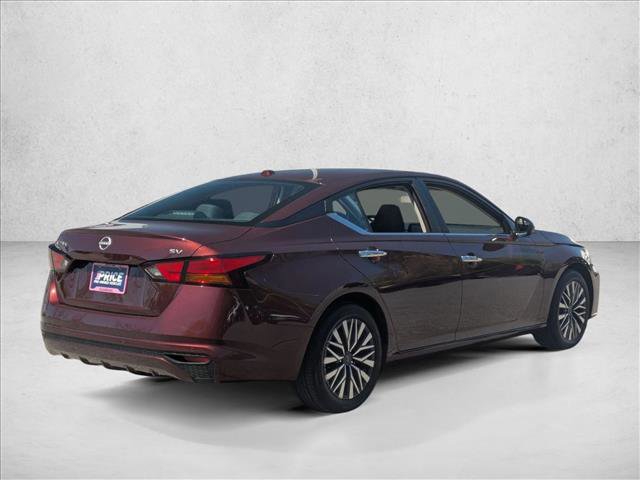 Used 2024 Nissan Altima 2.5 SV image 5