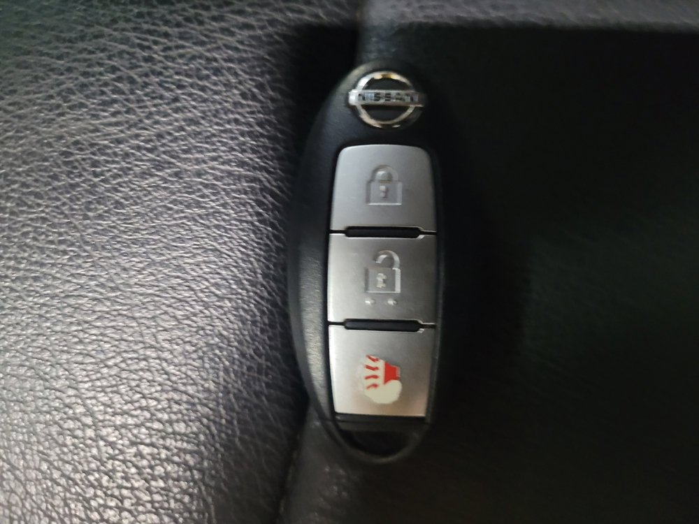 Used 2017 Nissan Pathfinder S AWD/4WD image 32