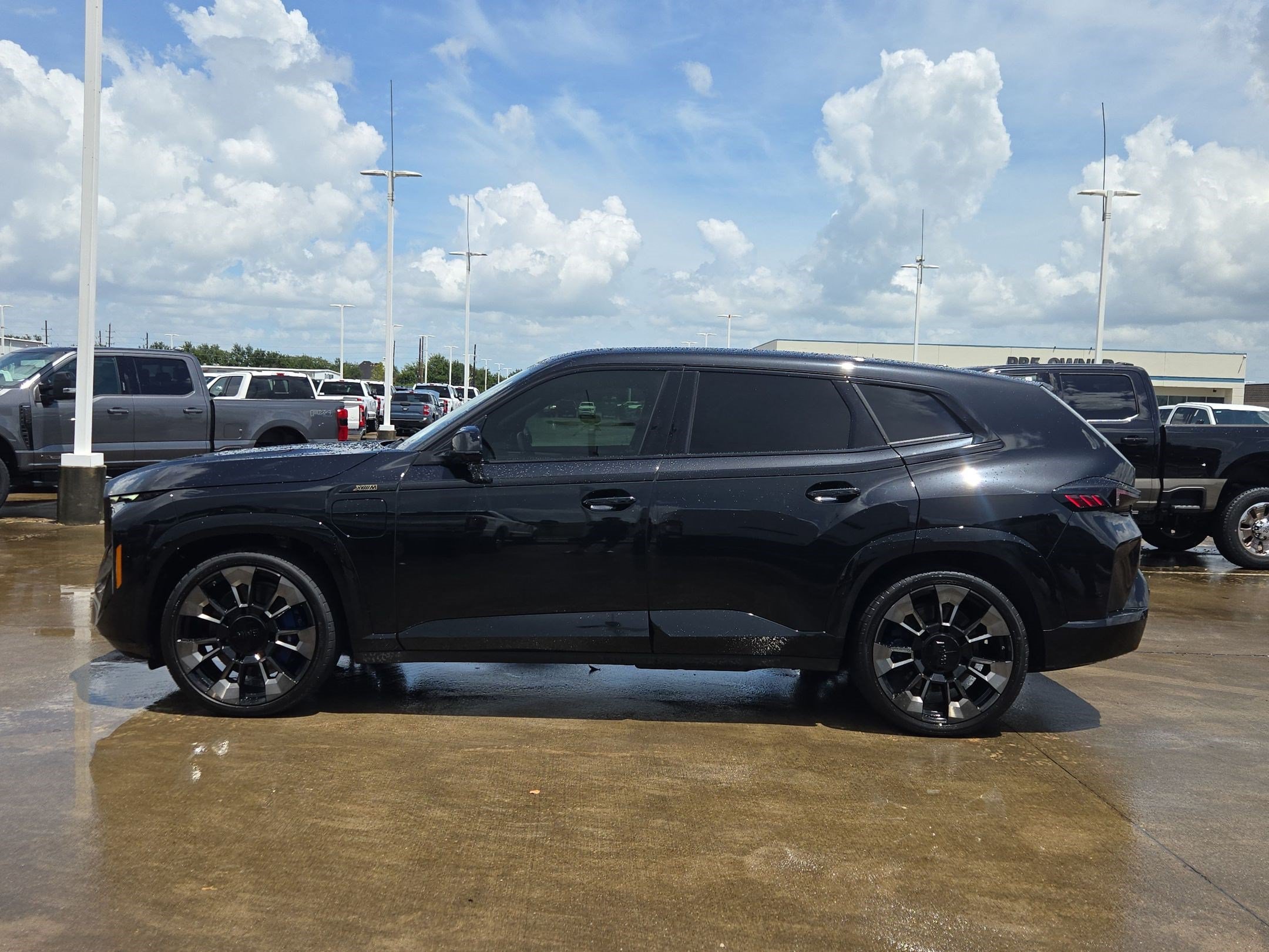 Used 2023 BMW XM AWD/4WD image 9