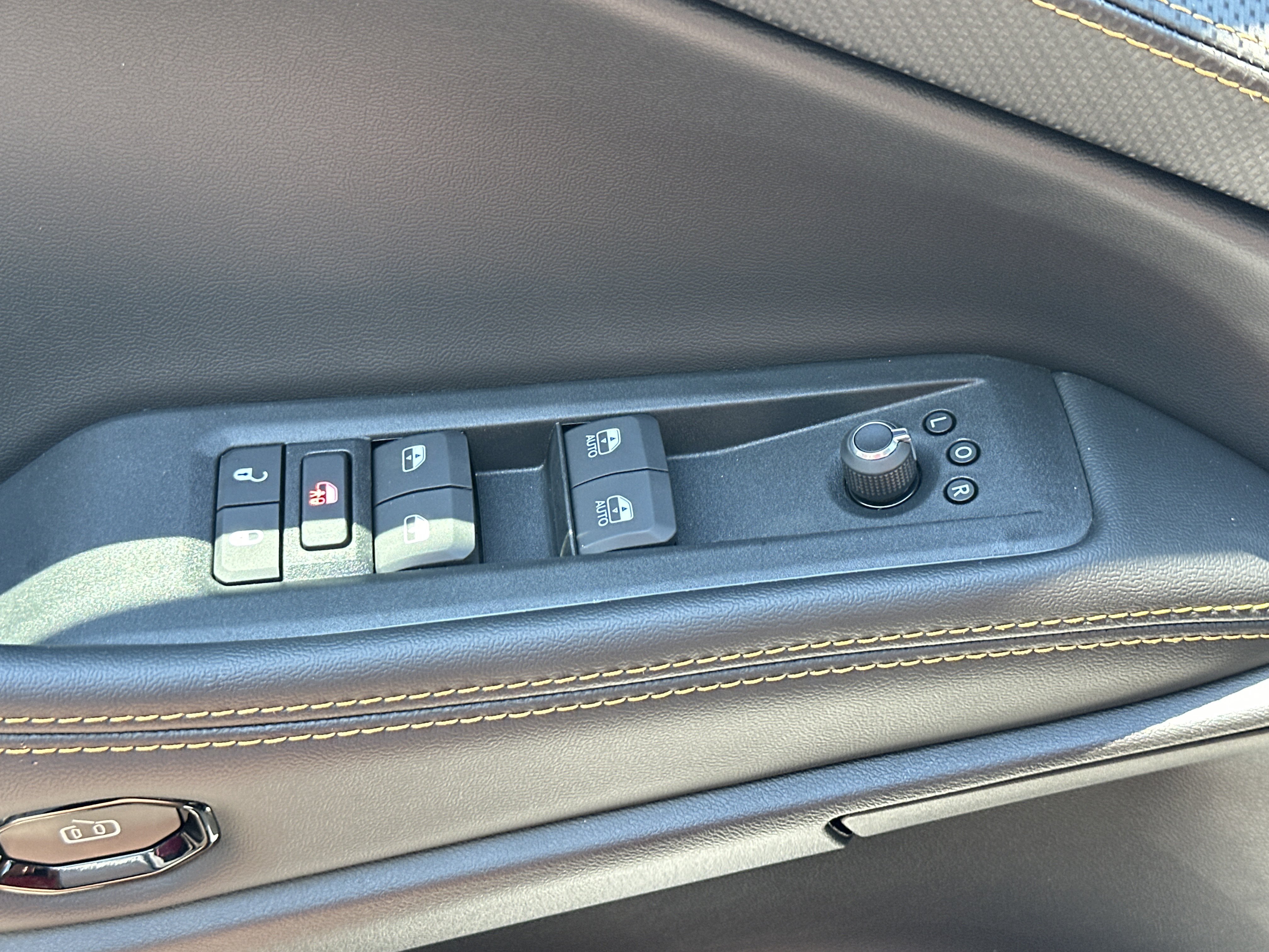 New 2026 Jeep Cherokee Overland AWD/4WD image 11