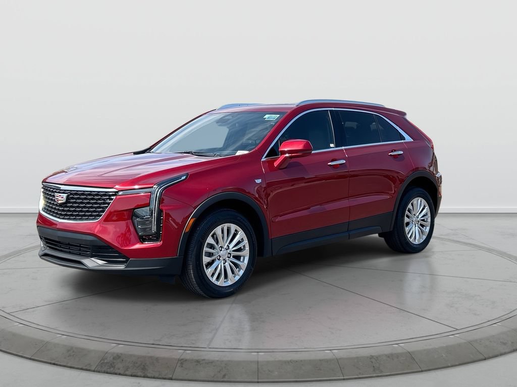 Used 2024 Cadillac XT4 Luxury w/ Cold Weather Package FWD image 4