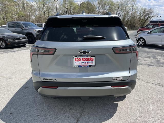 New 2026 Chevrolet Equinox LT w/ Convenience Package II FWD image 4