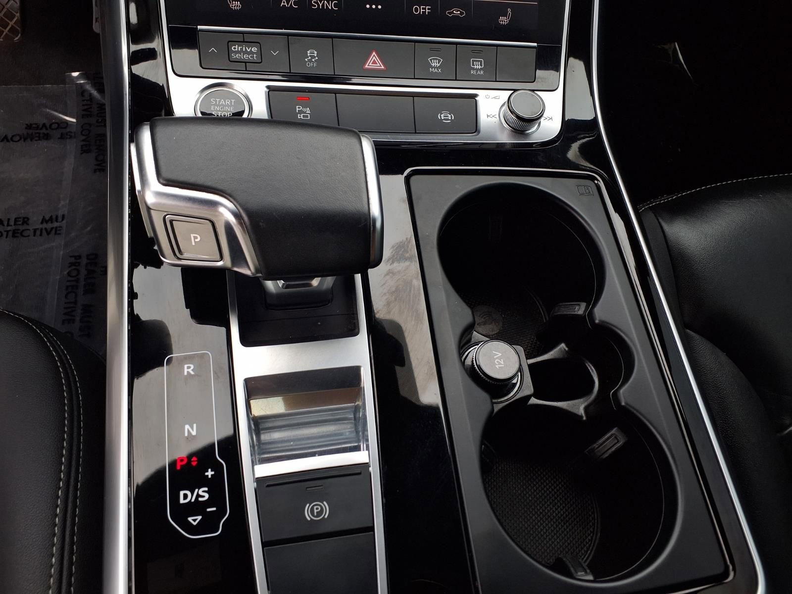 Used 2021 Audi Q8 Premium w/ Black Optic Package image 11