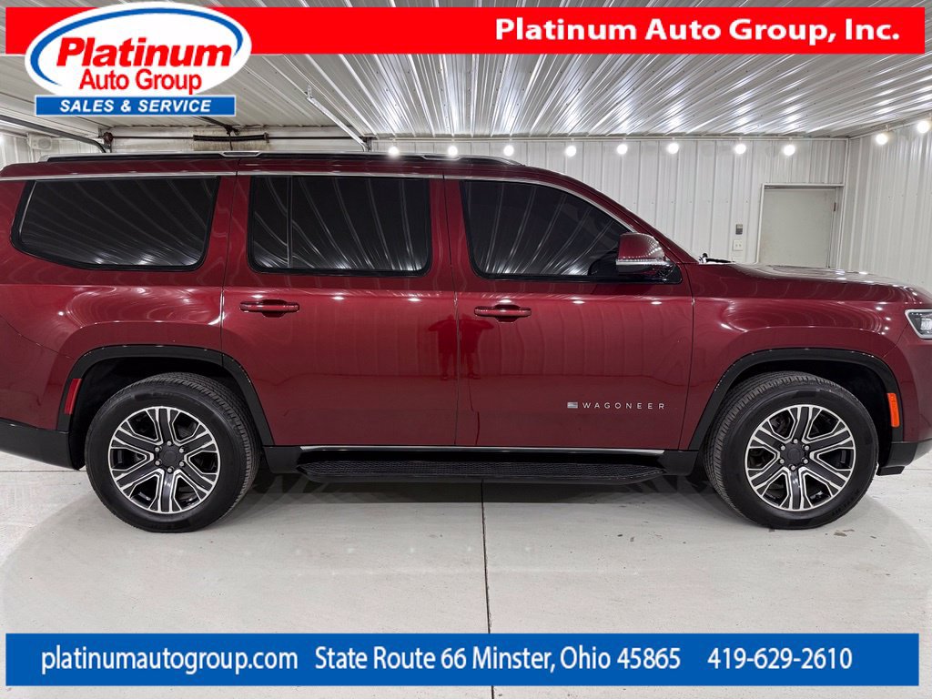 Used 2022 Jeep Wagoneer Series III AWD/4WD image 6