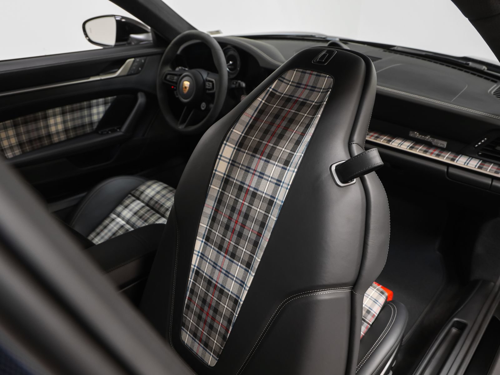 Certified 2025 Porsche 911 Turbo S AWD/4WD image 47