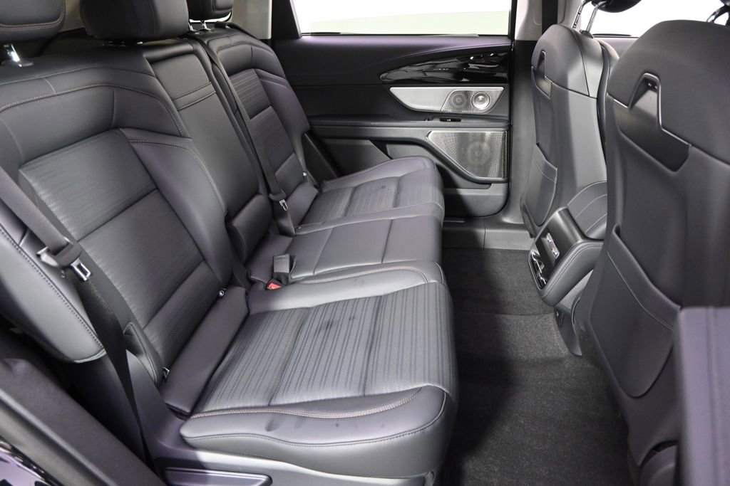 New 2026 Lincoln Nautilus Reserve image 18