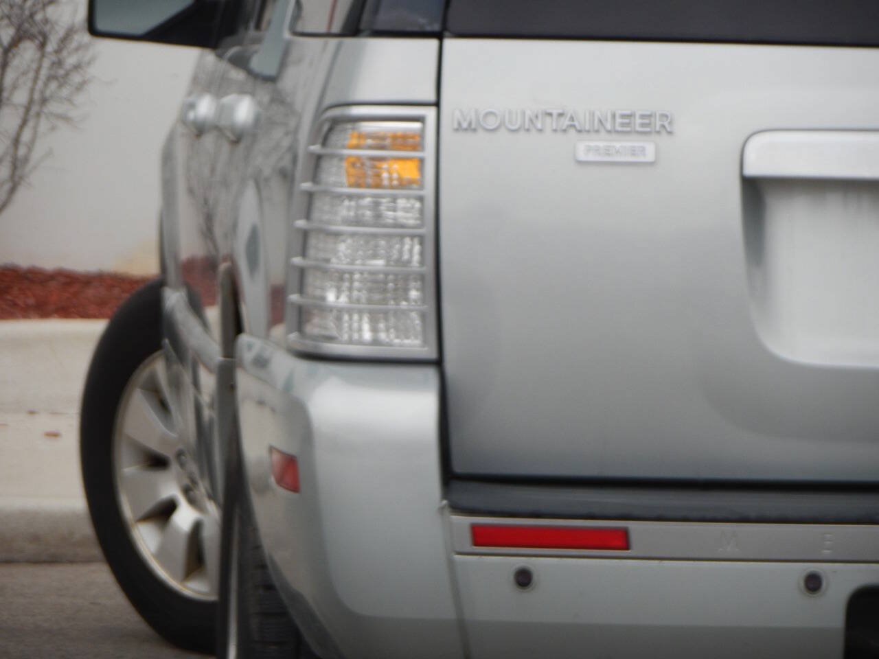 Used 2006 Mercury Mountaineer Premier