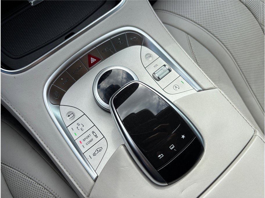 Used 2017 Mercedes-Benz S 550 S 550 Cabriolet 2D image 39