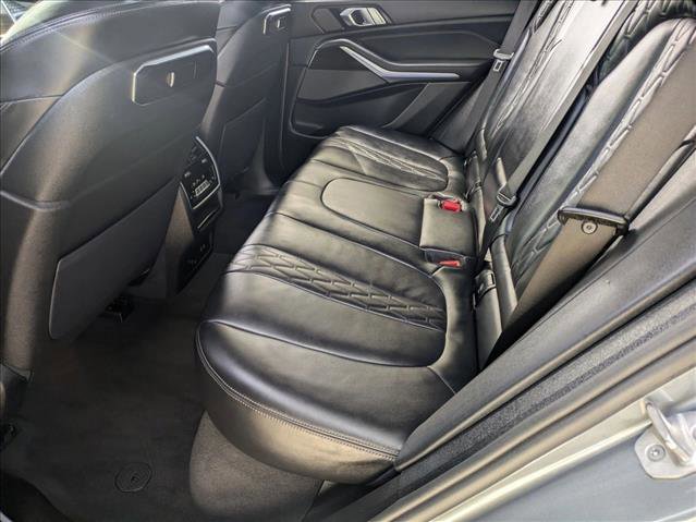 Used 2025 BMW X5 xDrive50e image 16