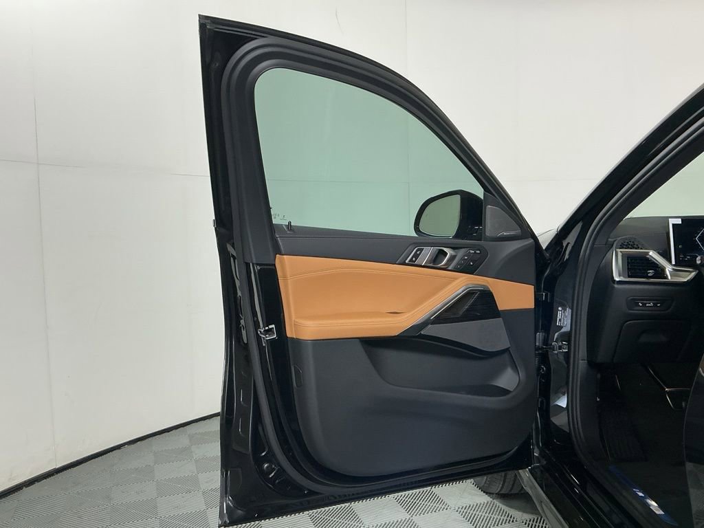 New 2026 BMW X6 xDrive40i AWD/4WD image 19