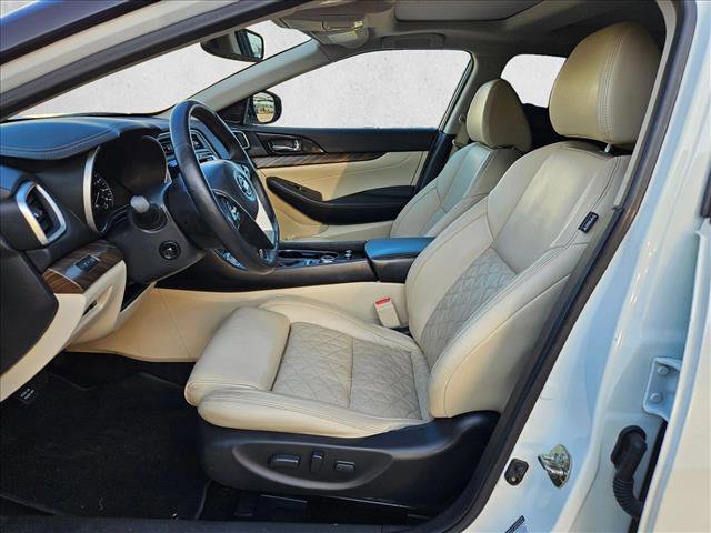 Used 2016 Nissan Maxima Platinum FWD image 13