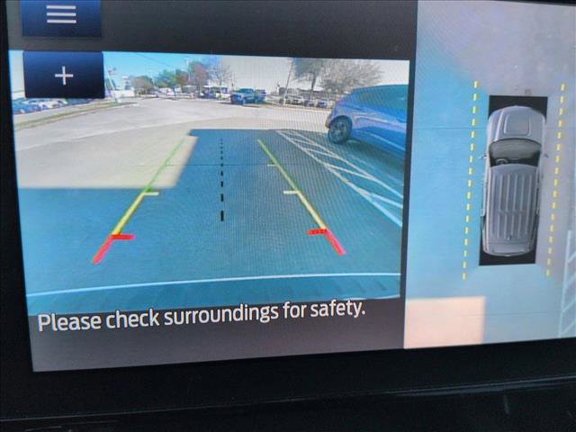 Used 2023 Ford Explorer Limited image 13