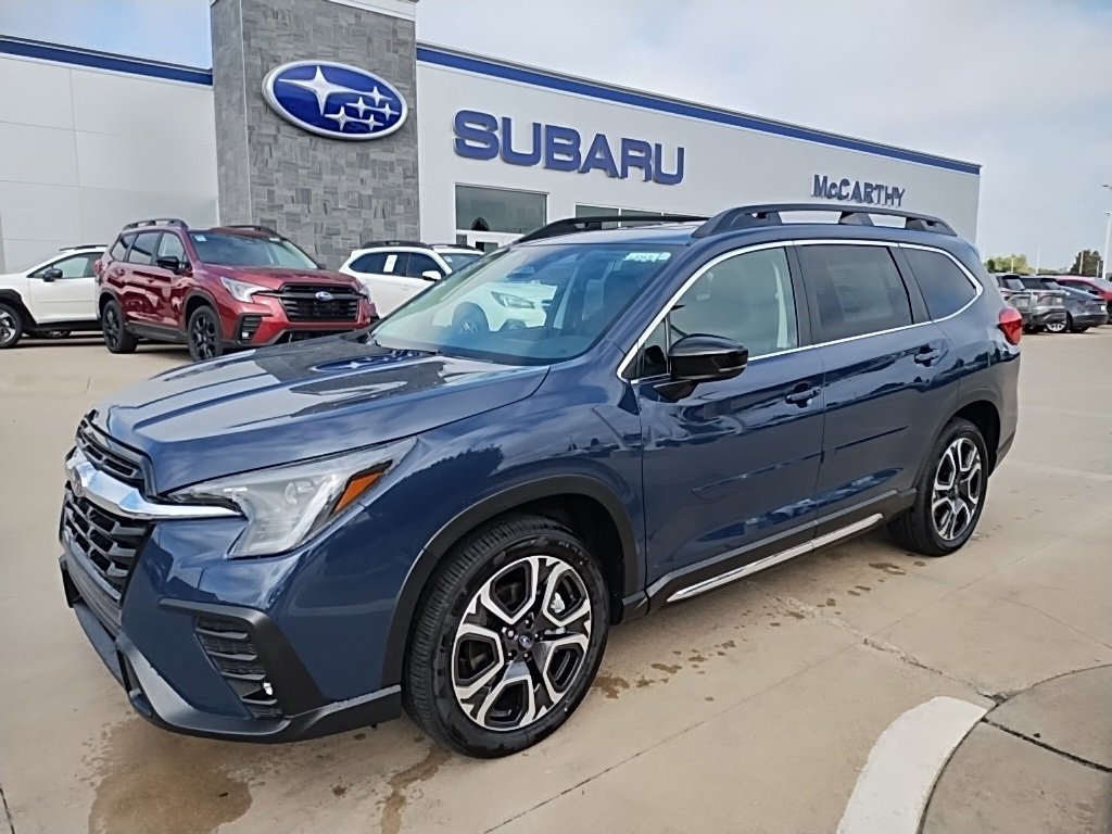 New 2025 Subaru Ascent Limited image 2