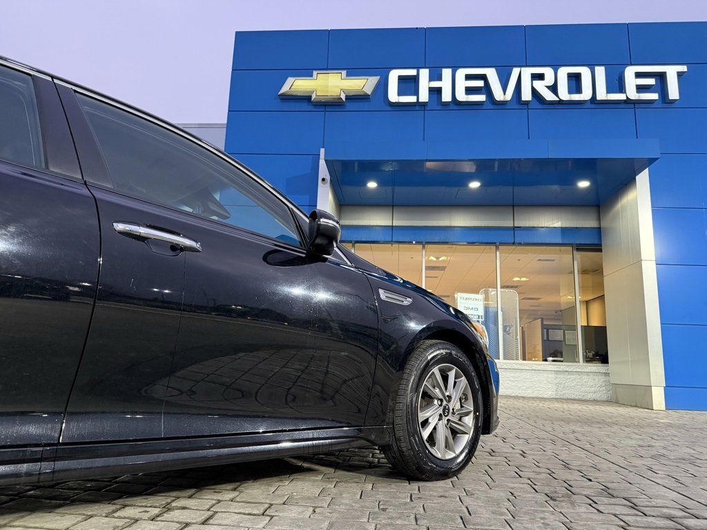 Used 2020 Kia Optima LX image 7