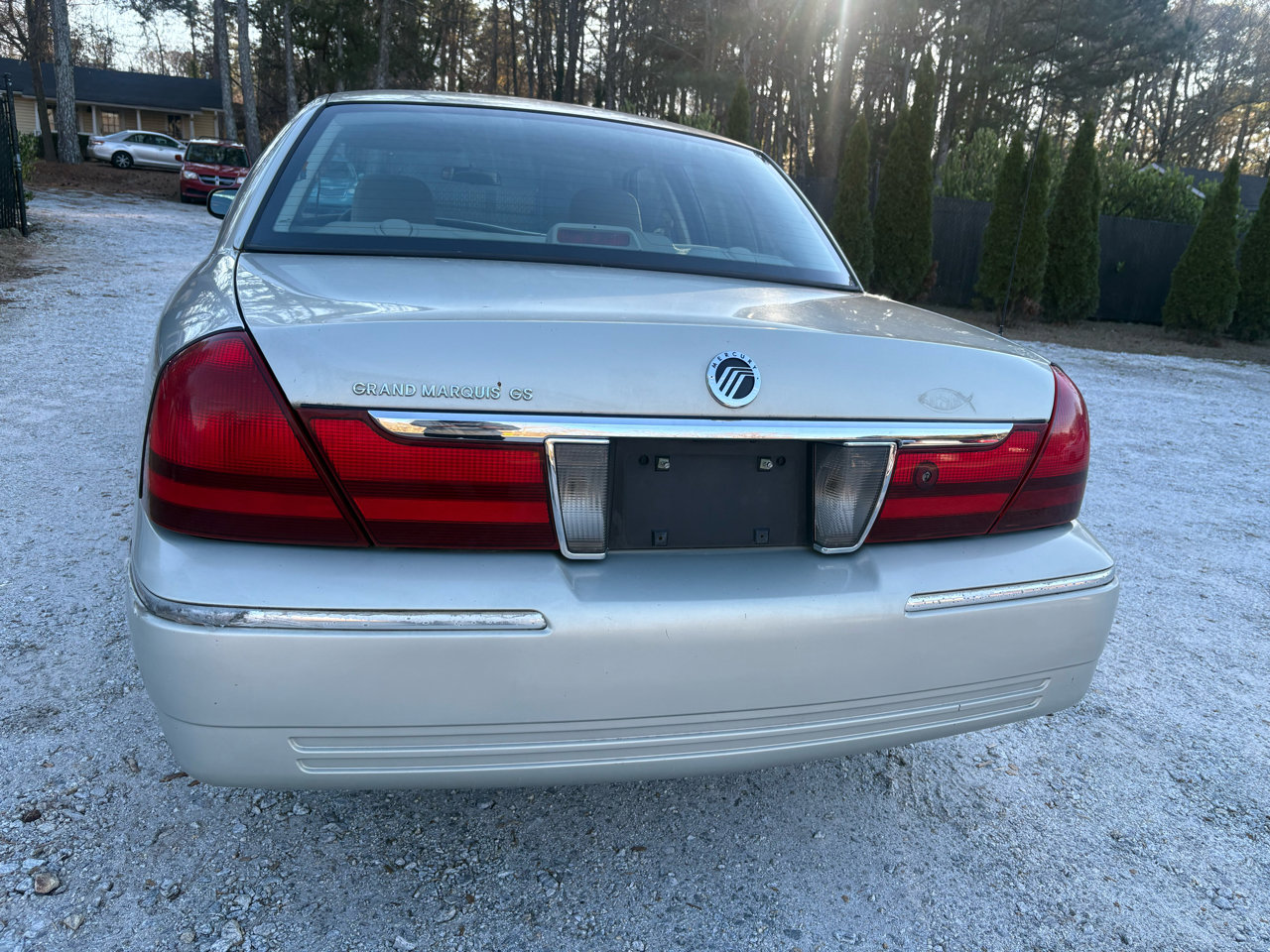 Used 2005 Mercury Grand Marquis GS image 4