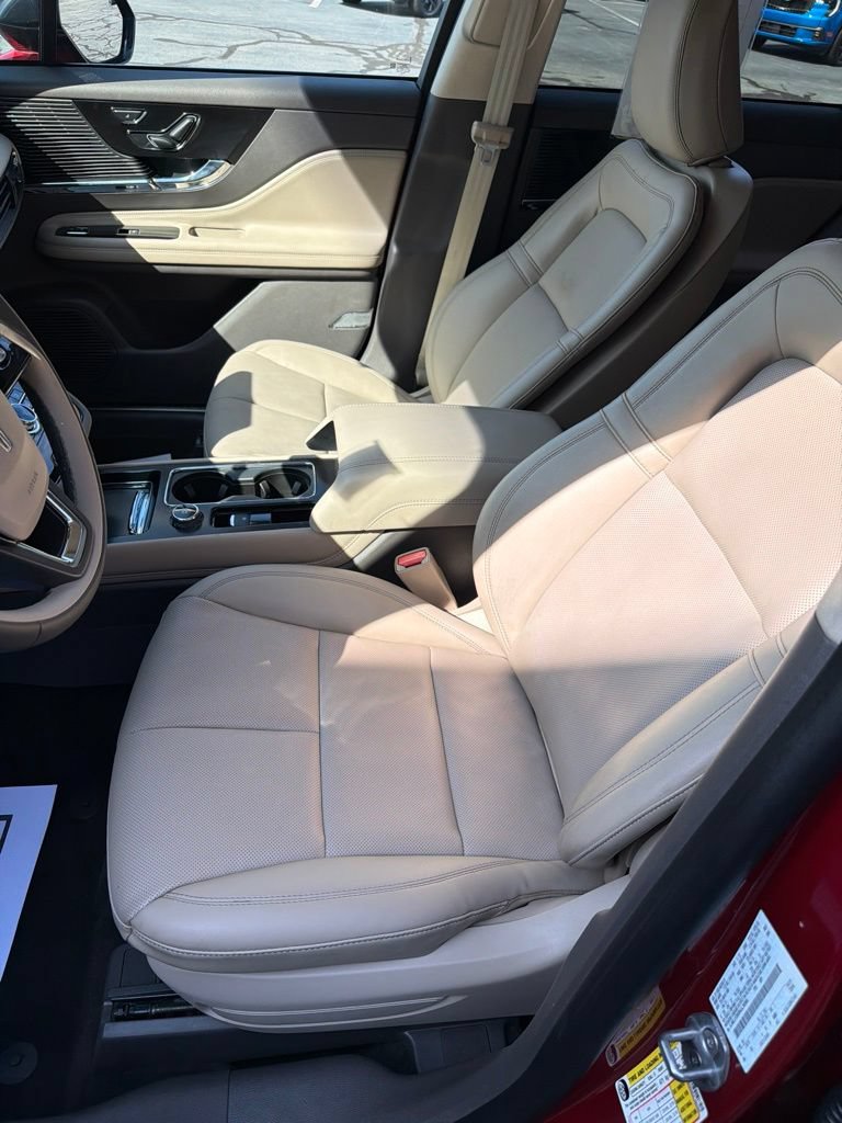 Used 2022 Lincoln Corsair AWD w/ Equipment Group 101A image 15