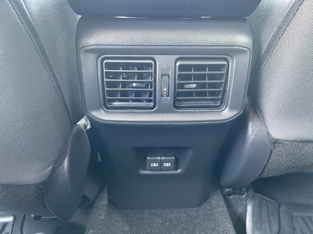 Used 2022 Toyota RAV4 XLE FWD image 19