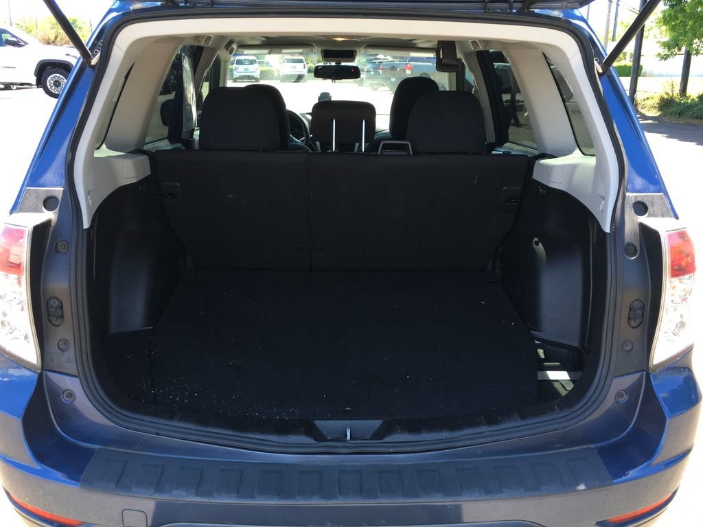 Used 2012 Subaru Forester 2.5X Premium AWD/4WD image 6