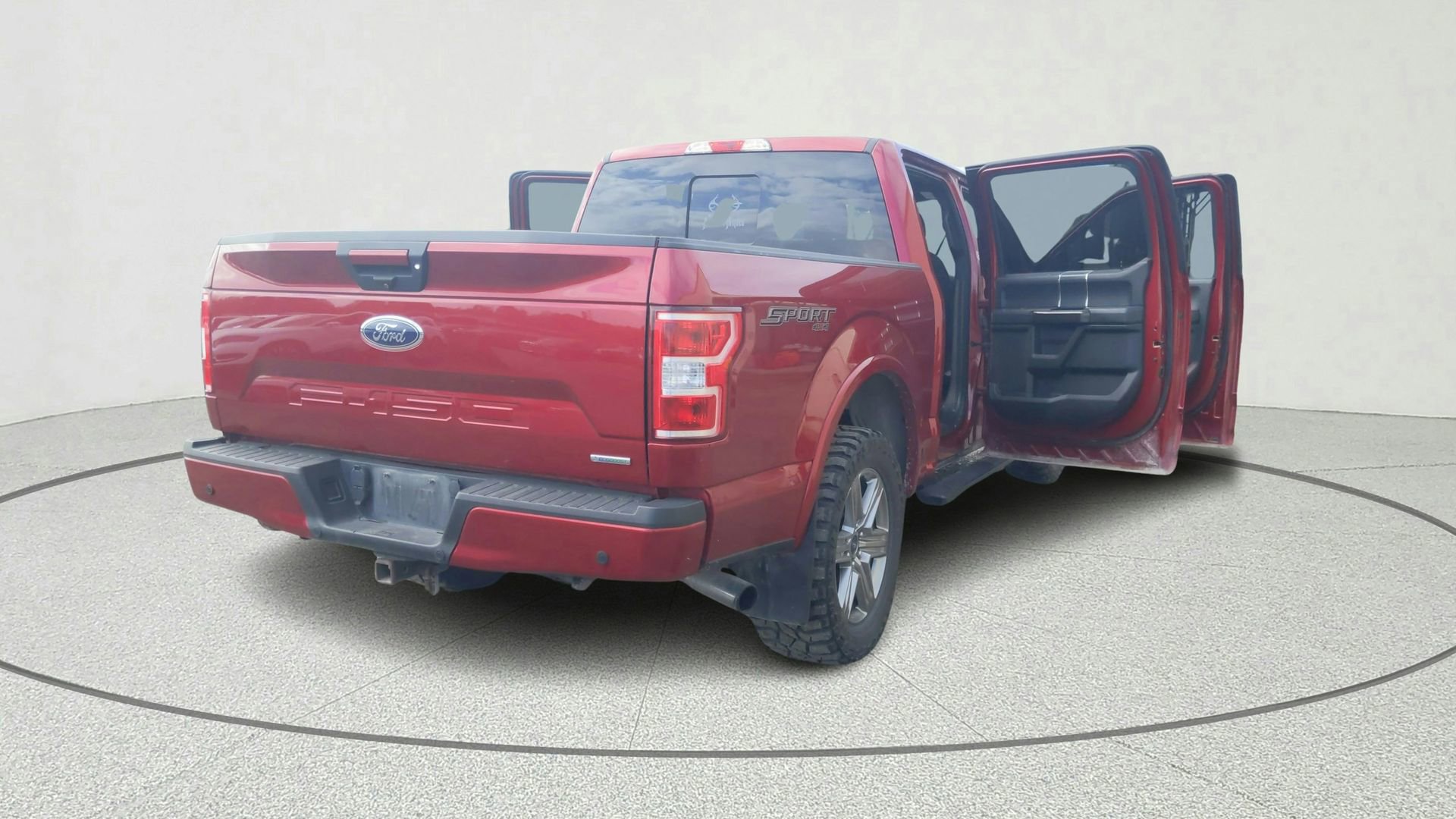 Used 2018 Ford F150 XLT w/ Equipment Group 302A Luxury AWD/4WD image 13