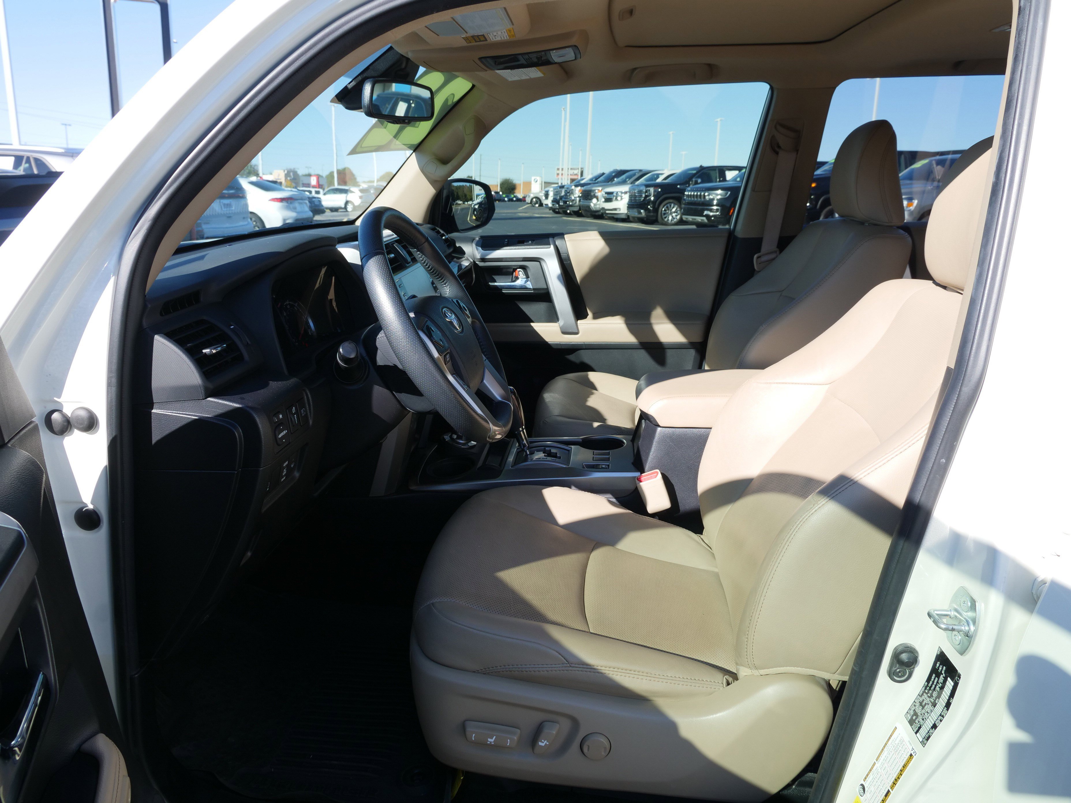 Used 2022 Toyota 4Runner Limited image 16