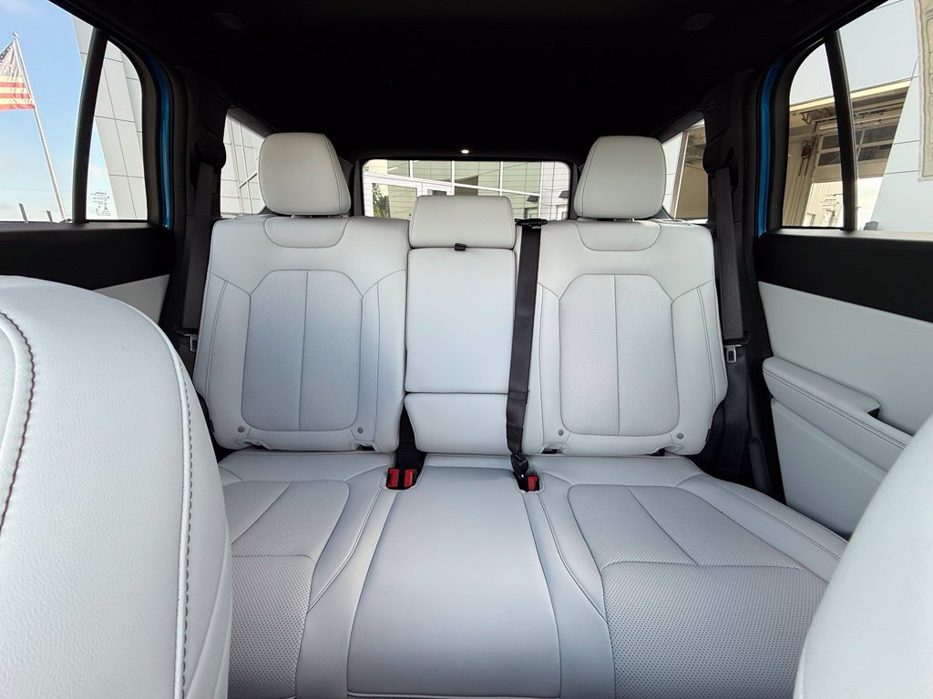New 2026 Jeep Cherokee Limited AWD/4WD image 24