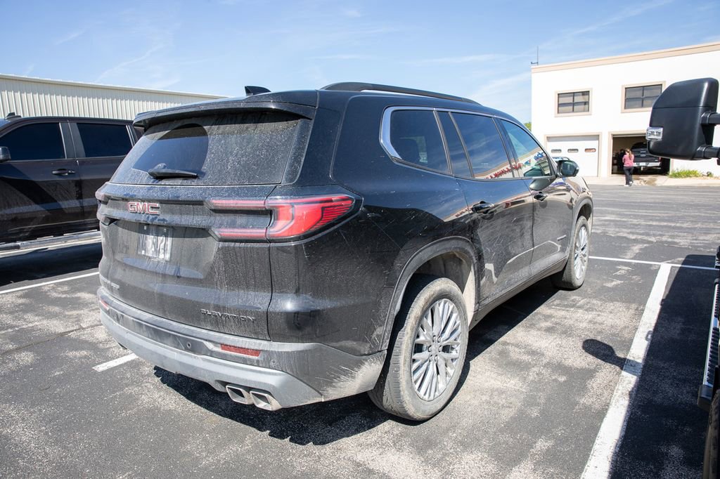 Used 2024 GMC Acadia Elevation w/ Luxury Package image 4