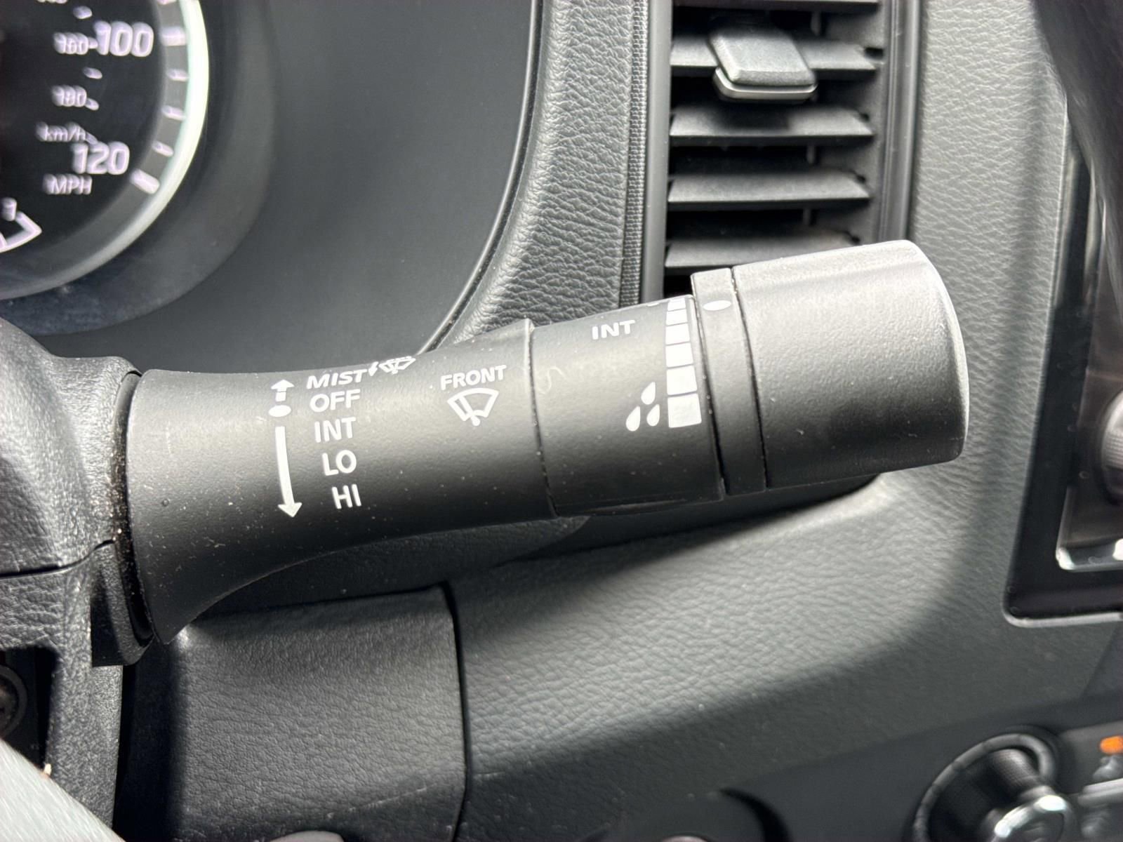 Used 2022 Nissan Frontier S RWD image 16