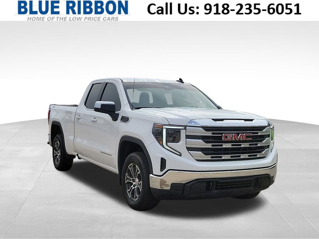 Used 2025 GMC Sierra 1500 SLE w/ Preferred Package image 1