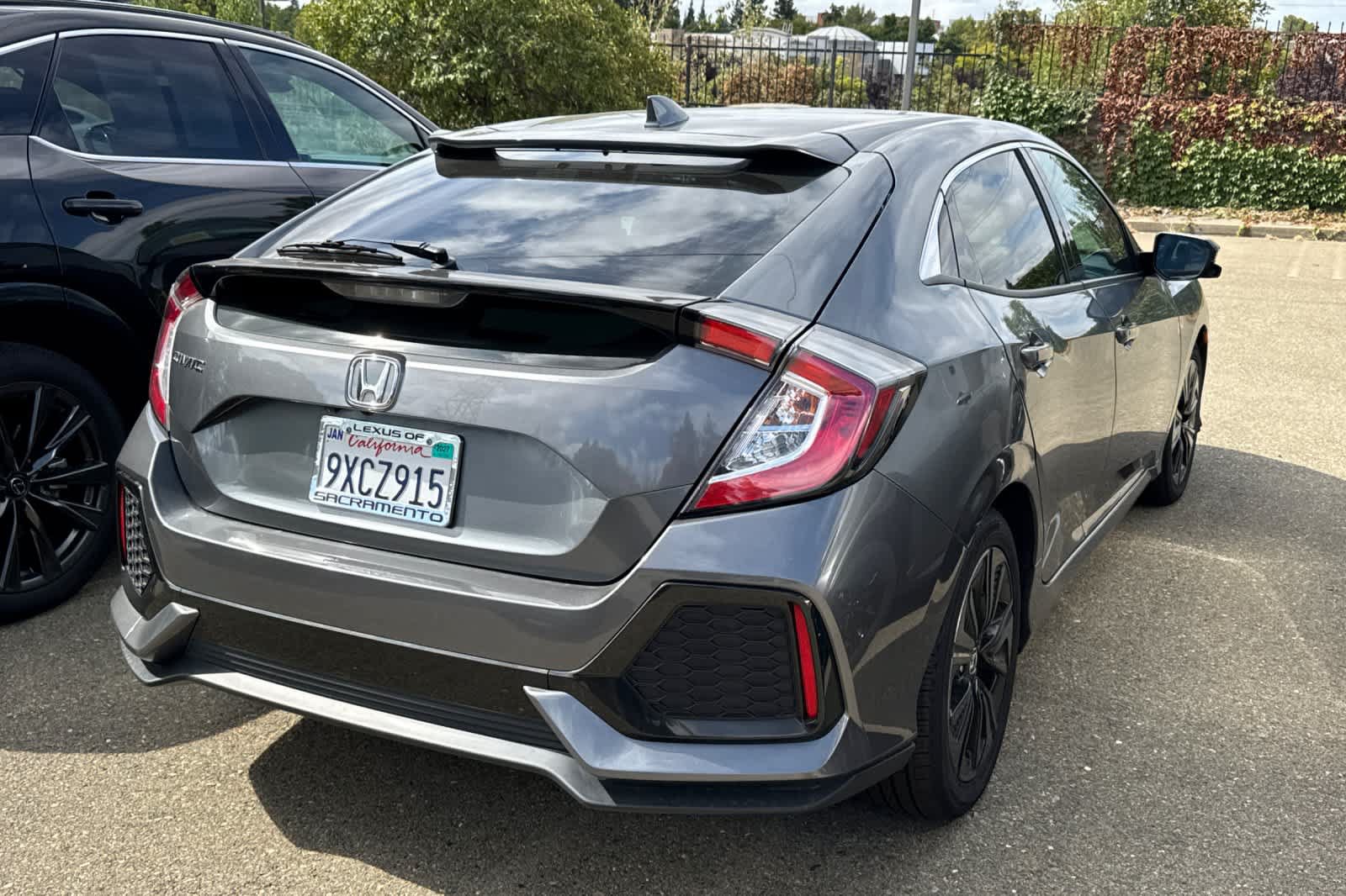 Used 2019 Honda Civic EX image 2