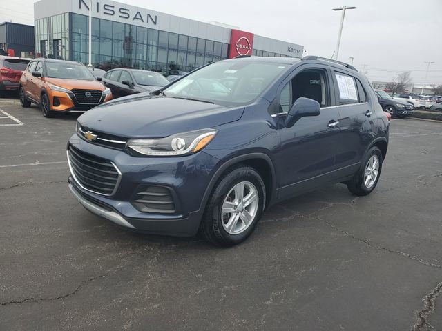 Used 2019 Chevrolet Trax LT w/ LT Convenience Package image 3