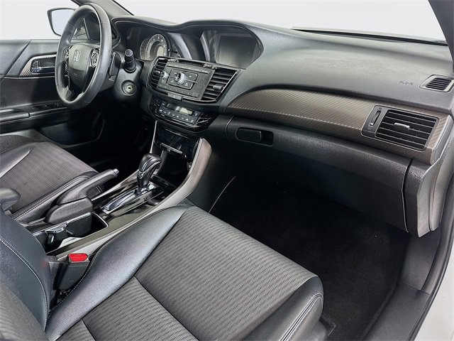 Used 2016 Honda Accord Sport image 28