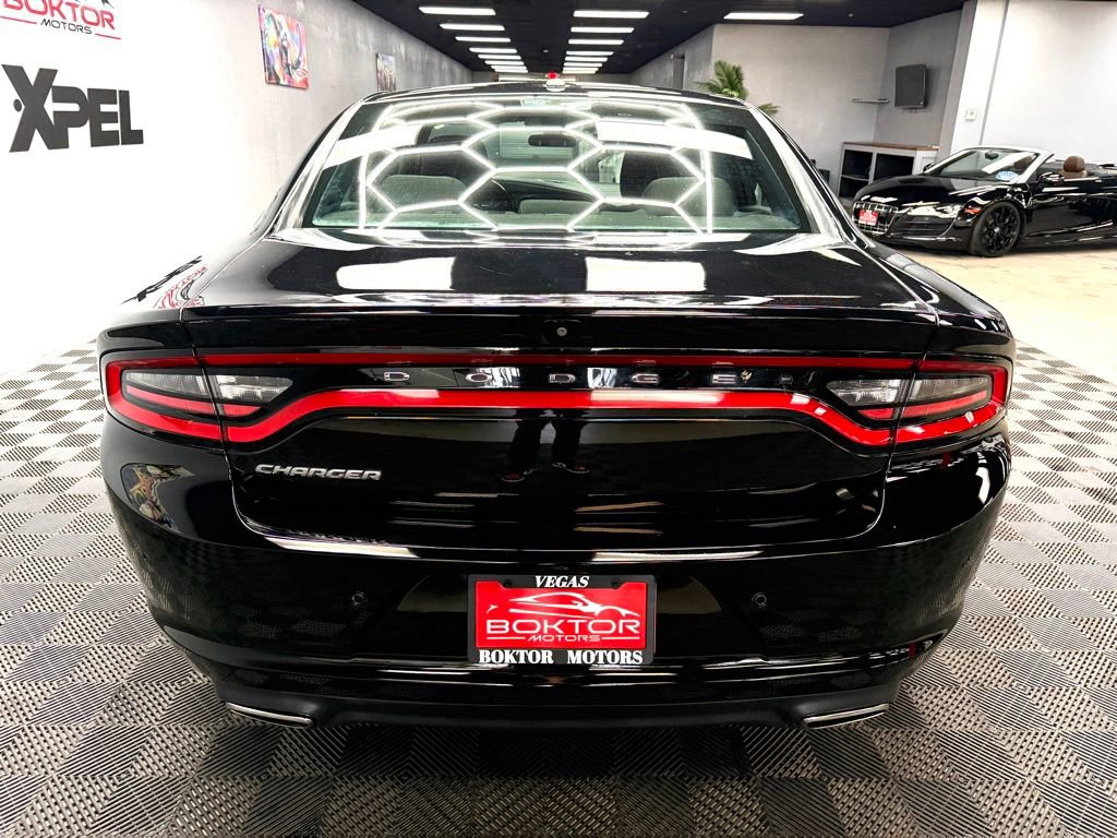 Used 2022 Dodge Charger SXT RWD image 13