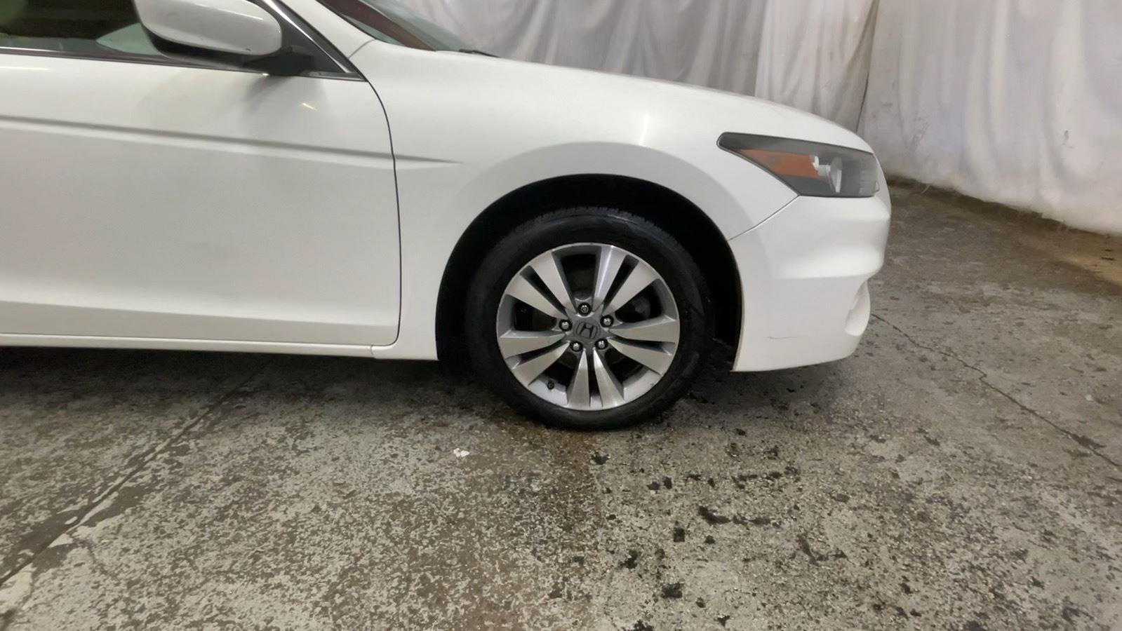 Used 2012 Honda Accord EX-L image 16