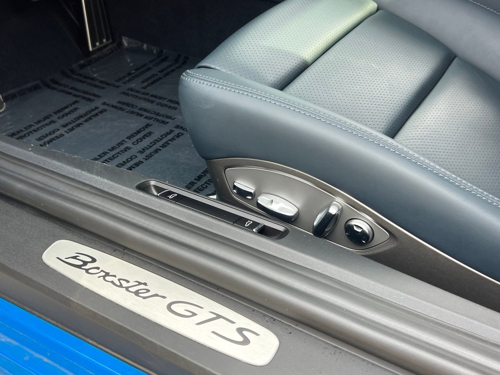 Certified 2024 Porsche 718 Boxster GTS image 25