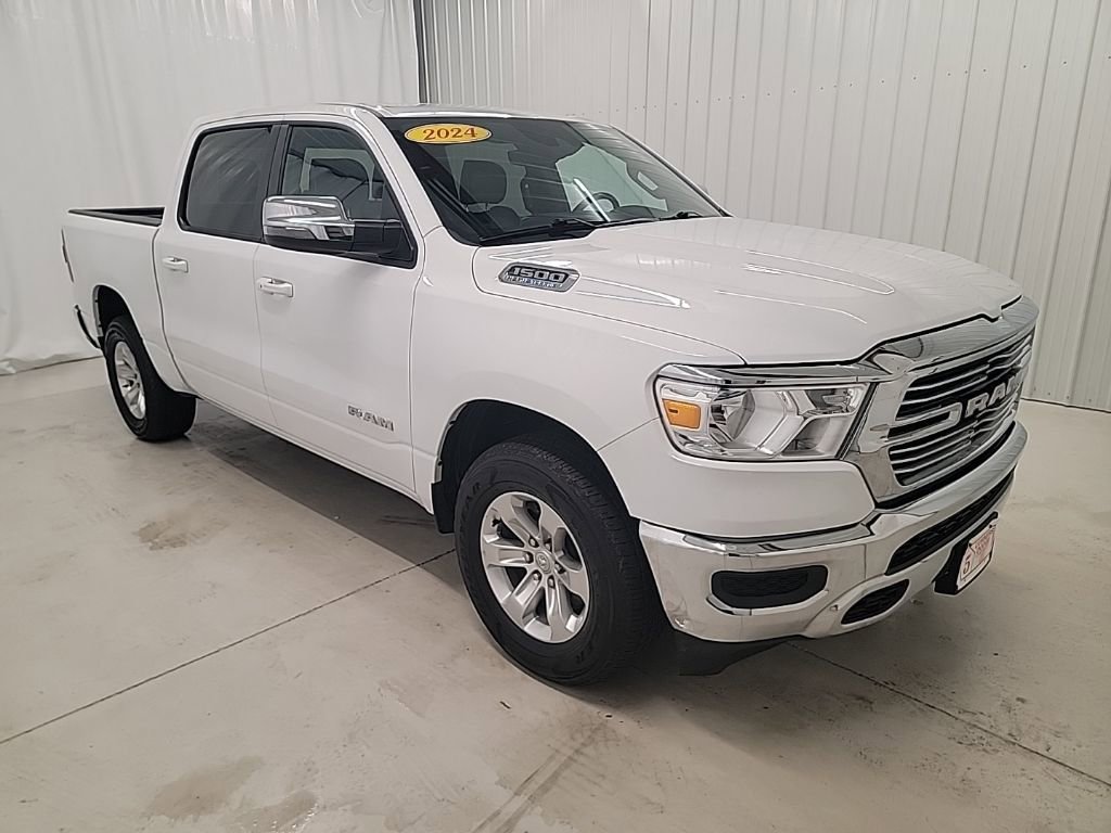 Used 2024 RAM 1500 Laramie image 6