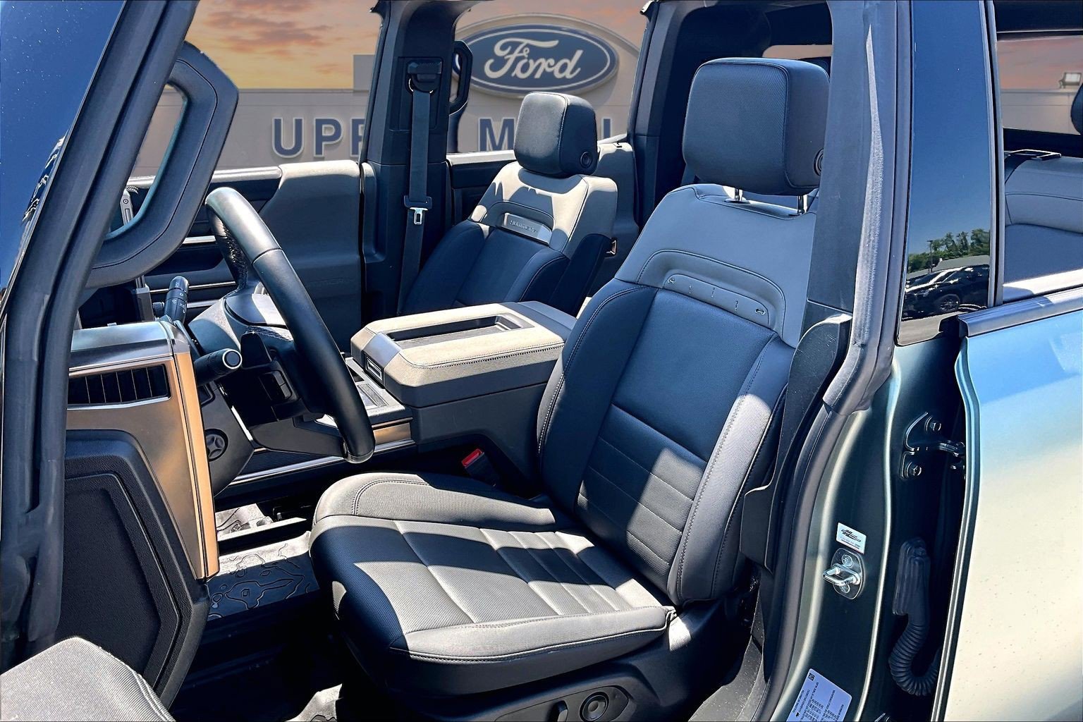 Used 2024 GMC Hummer EV 3X AWD/4WD image 25