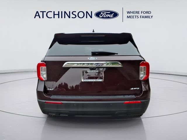 Used 2023 Ford Explorer XLT AWD/4WD image 6