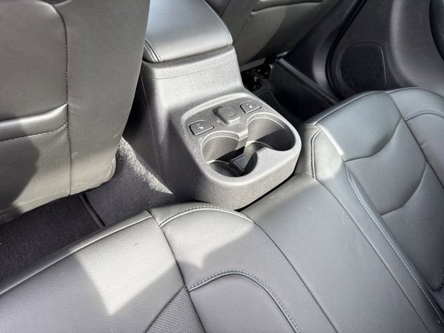 Used 2018 Chevrolet Volt Premier image 17