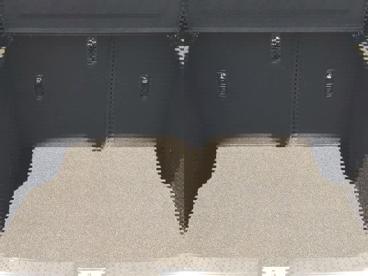 Used 2025 MAZDA CX-30 AWD 2.5 S w/ Preferred Package image 33