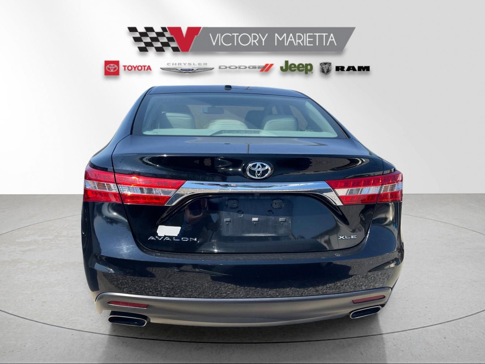 Used 2015 Toyota Avalon XLE Touring image 3
