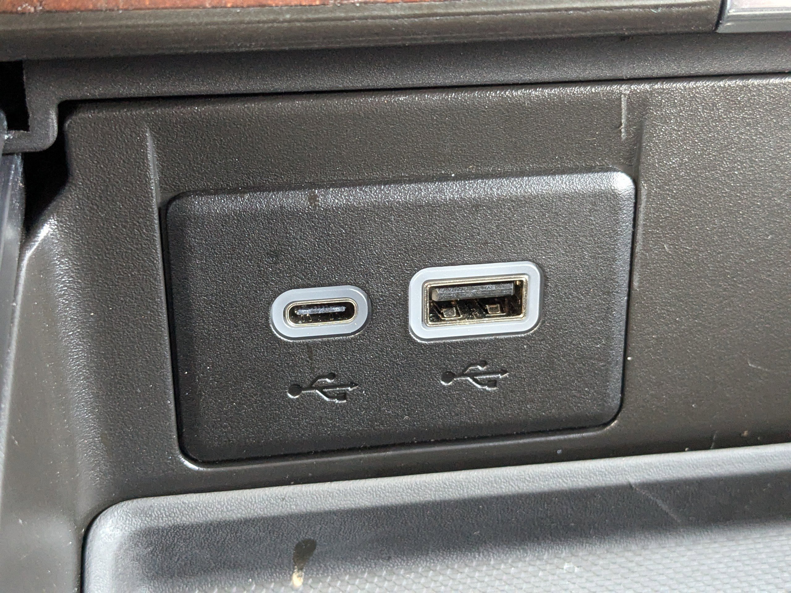 Used 2023 GMC Yukon XL Denali Ultimate image 27