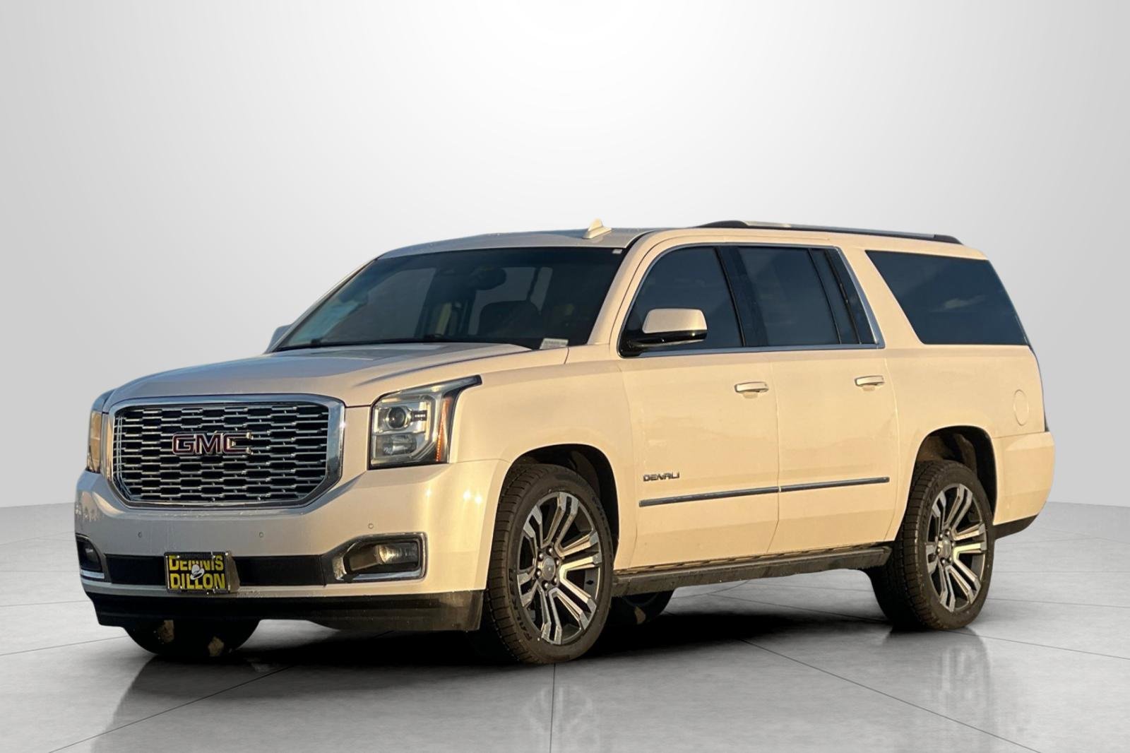 Used 2018 GMC Yukon XL Denali w/ Denali Ultimate Package image 9