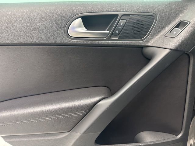 Used 2017 Volkswagen Tiguan Wolfsburg Edition image 22