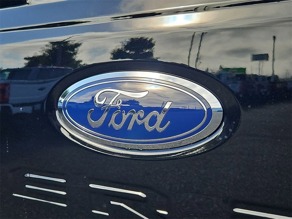New 2026 Ford F350 Lariat image 28
