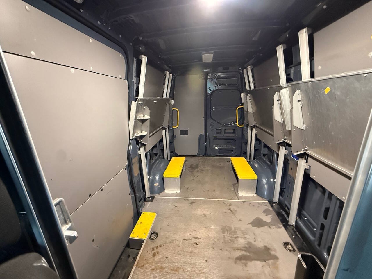 Used 2019 Mercedes-Benz Sprinter 144 image 23