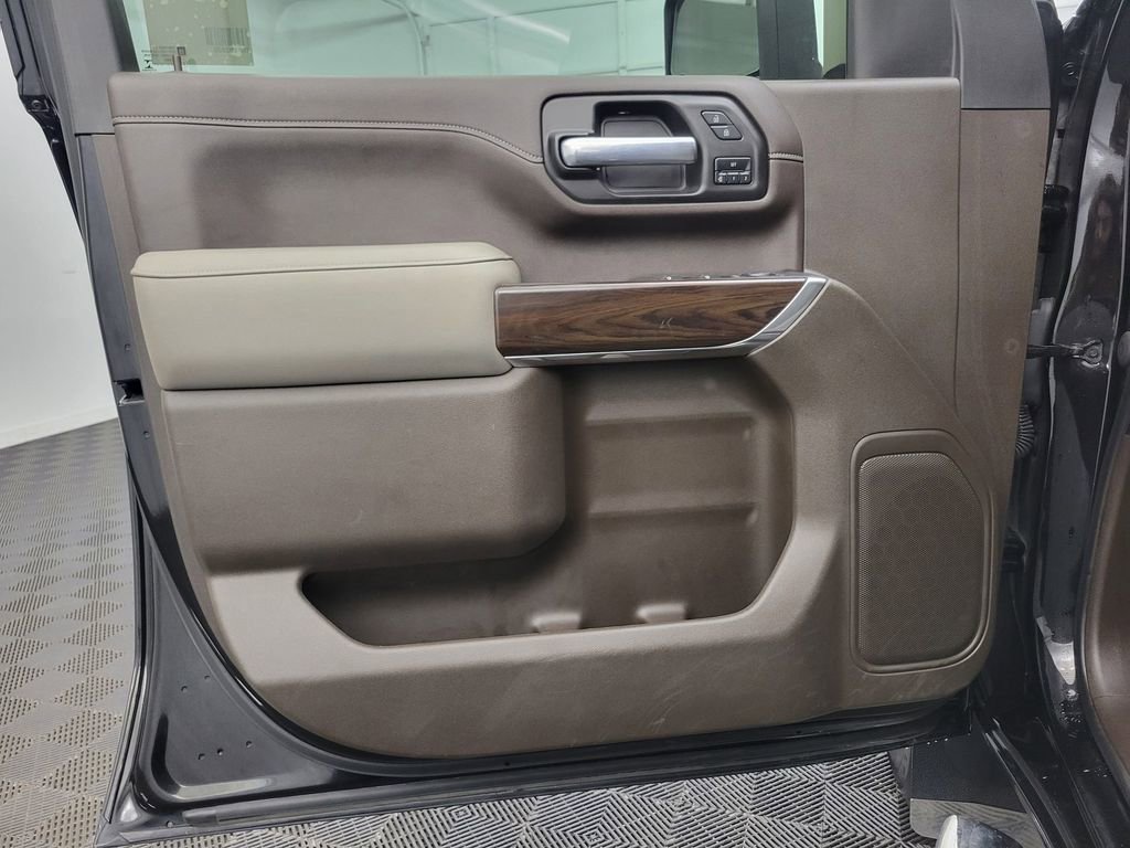 Used 2021 GMC Sierra 2500 SLT image 16