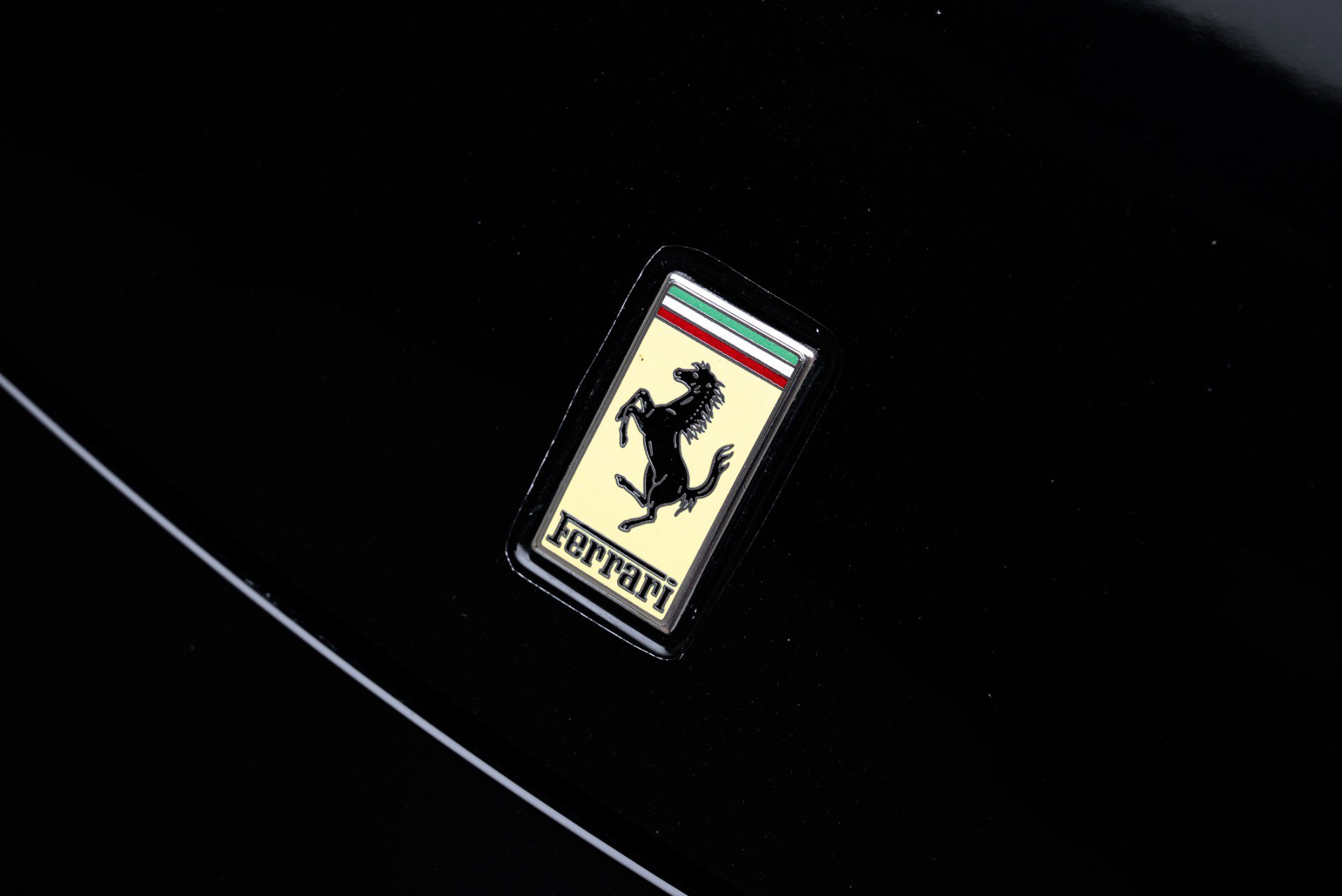 Used 2010 Ferrari 458 Italia Coupe image 12