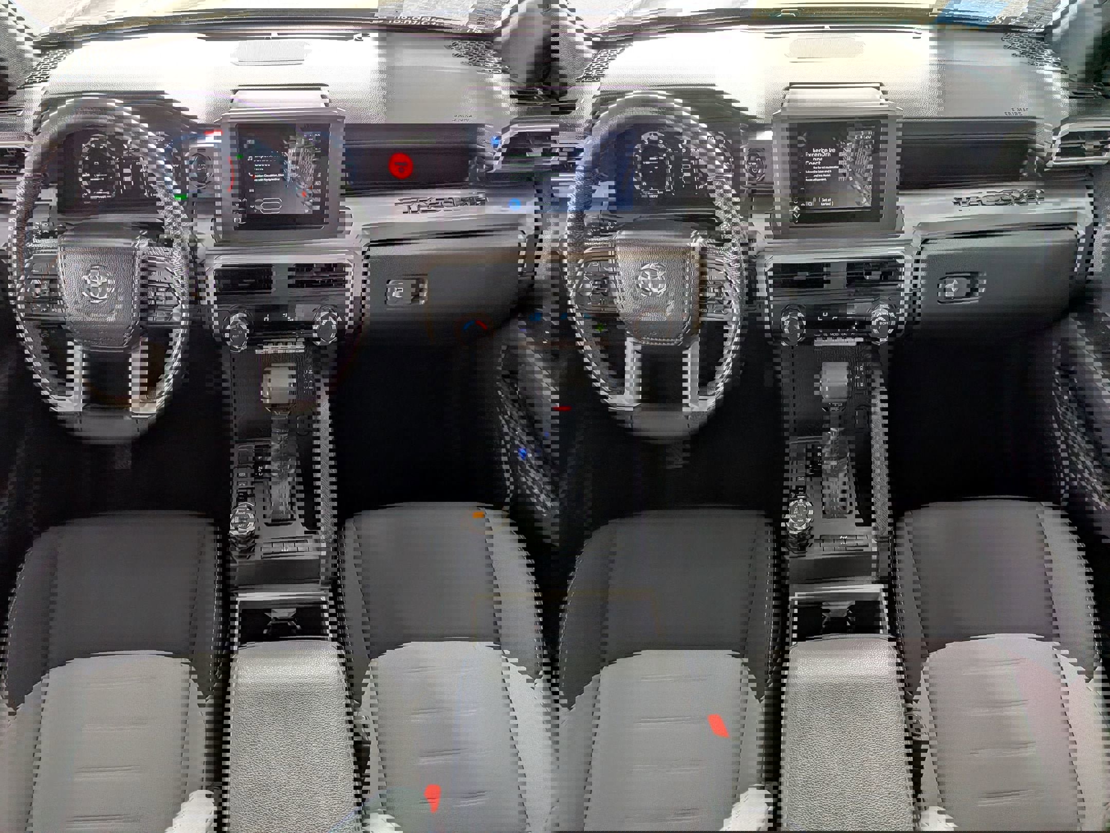 Used 2025 Toyota Tacoma TRD Off-Road image 27