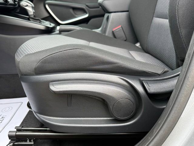Used 2025 Kia Soul LX image 14