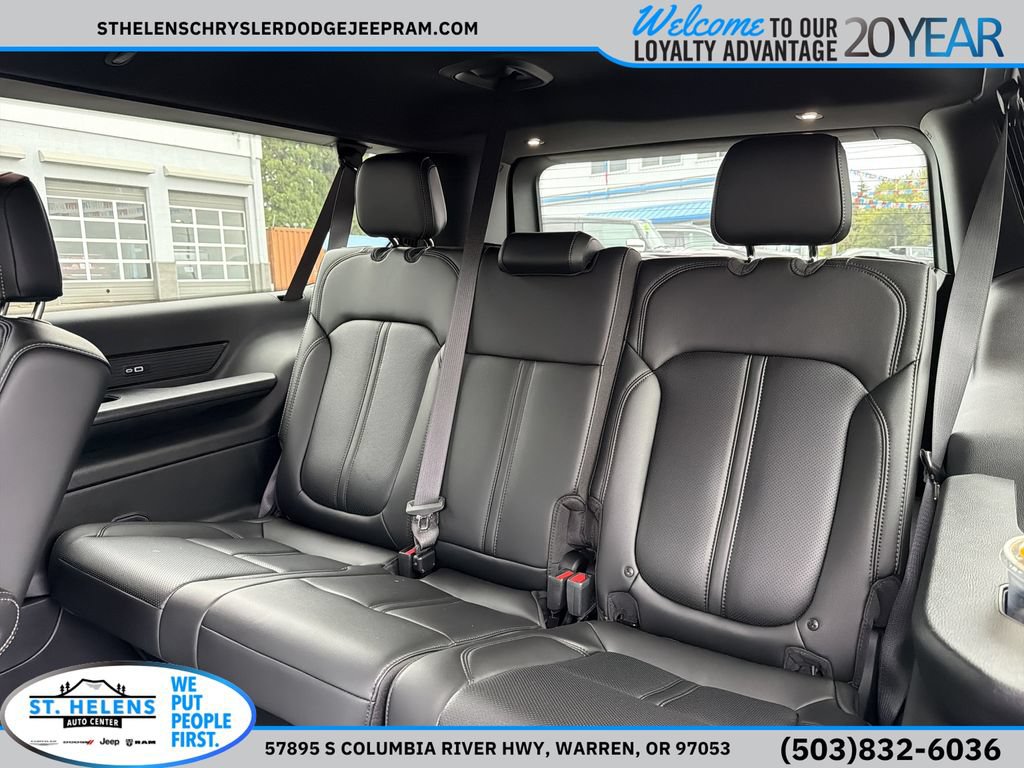 New 2026 Jeep Grand Wagoneer L 4WD image 15
